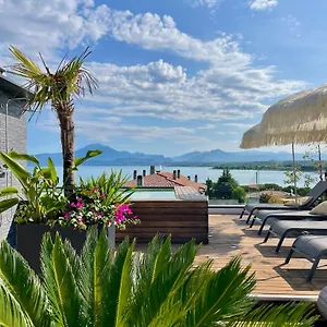 https://plaza-luxury-stay.hotelinveneto.com